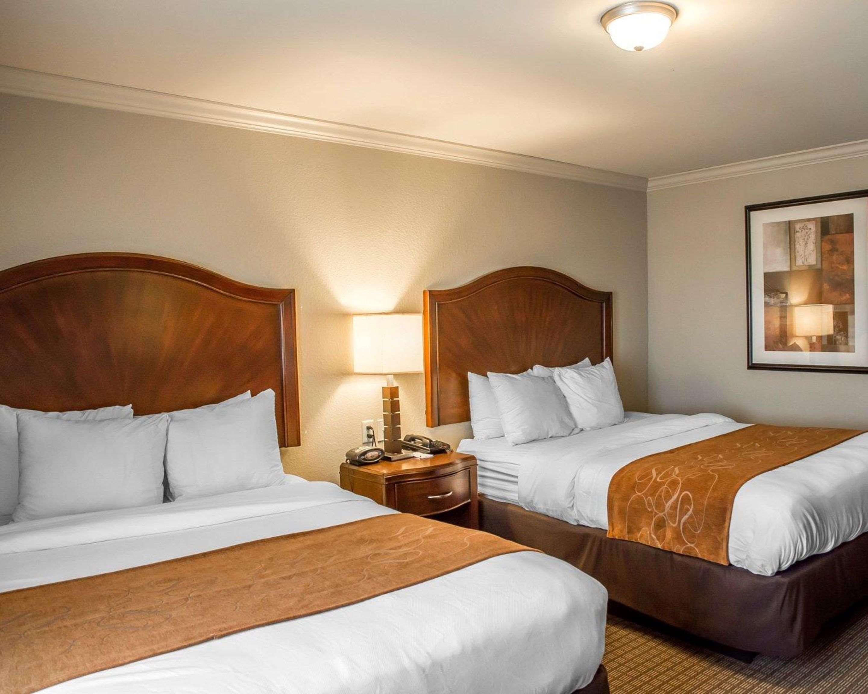 Comfort Cincinnati North Hotel